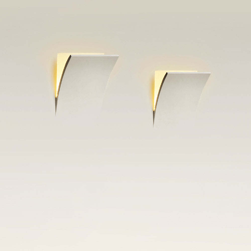 Aria Modern Recessed Metal/Plaster LED Wall Lamp, White
