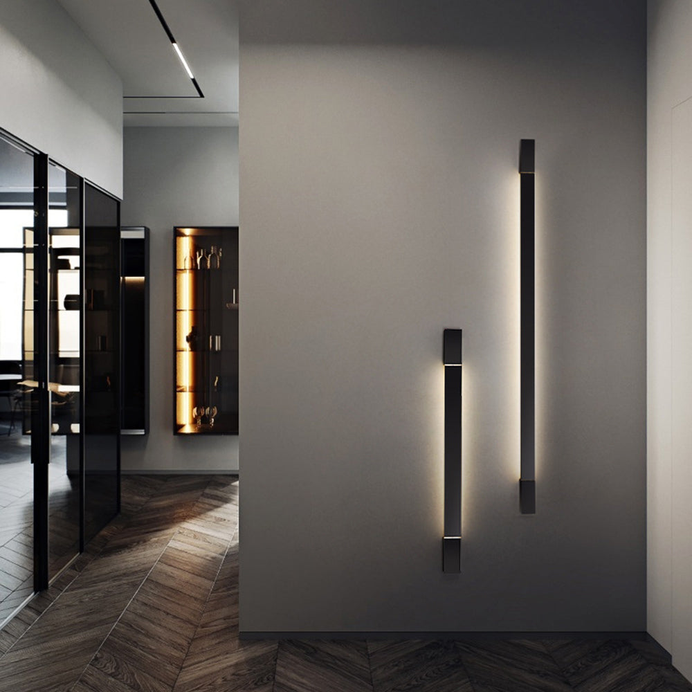 Arisha Black Wall Lamp Rotatable, 6 Size