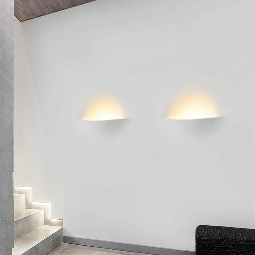 Aria Modern Recessed Metal/Plaster LED Wall Lamp, White