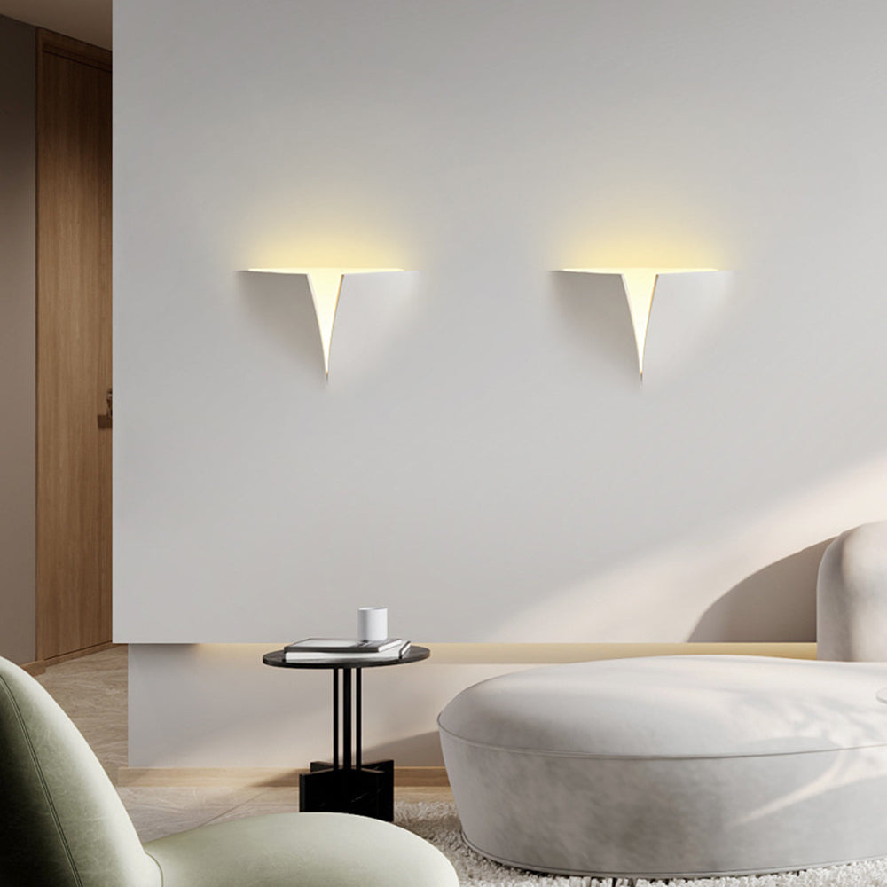 Aria Modern Recessed Metal/Plaster LED Wall Lamp, White