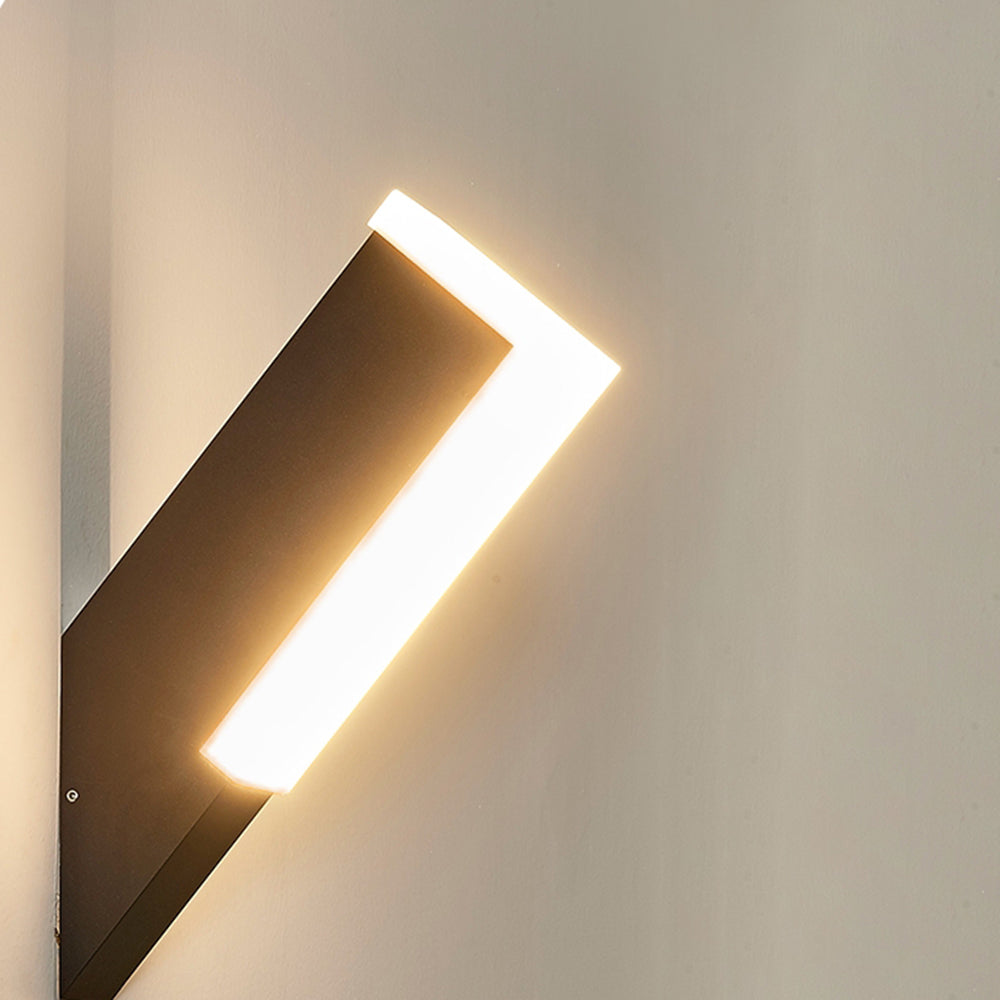 Ray Modern Geometric Acrylic Outdoor Wall Lamp, Black