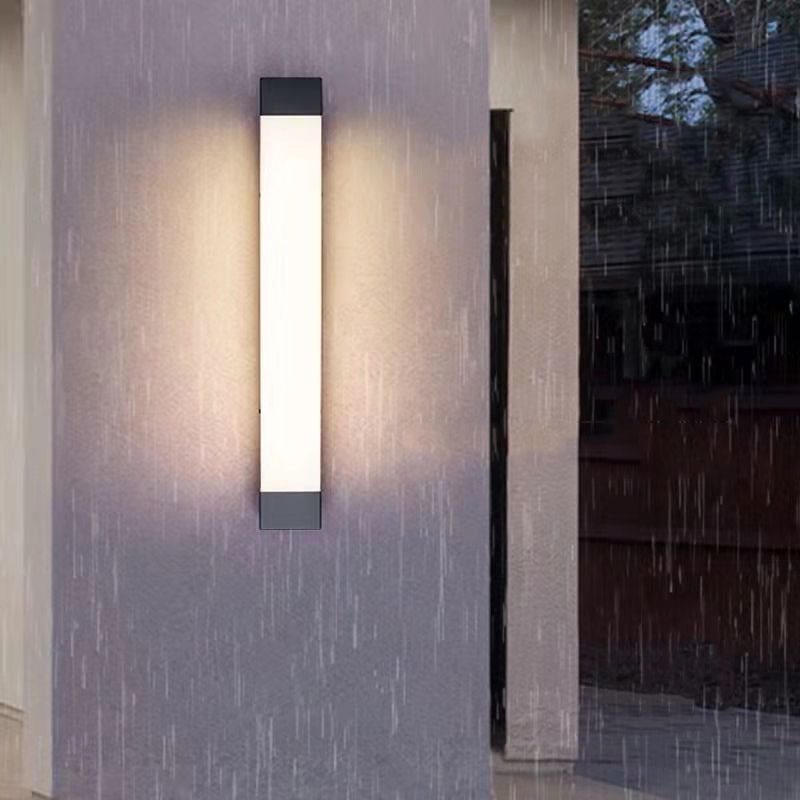 Ray Minimalist Linear Metal Outdoor Wall Lamp, Black