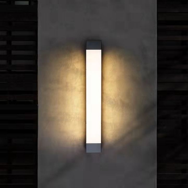 Ray Minimalist Linear Metal Outdoor Wall Lamp, Black