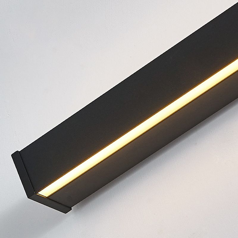 Arisha Minimalist Black Bar Mirror Front Vanity Wall Lamp, Metal/Acrylic