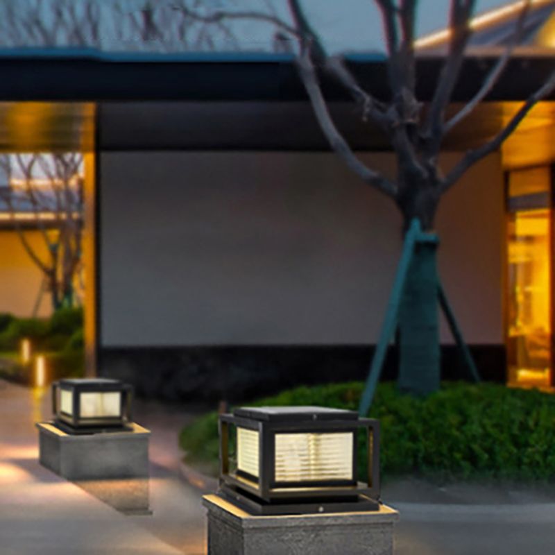 Ray Contemporary LED Rectangular Metal Outdoor Lamps, Black