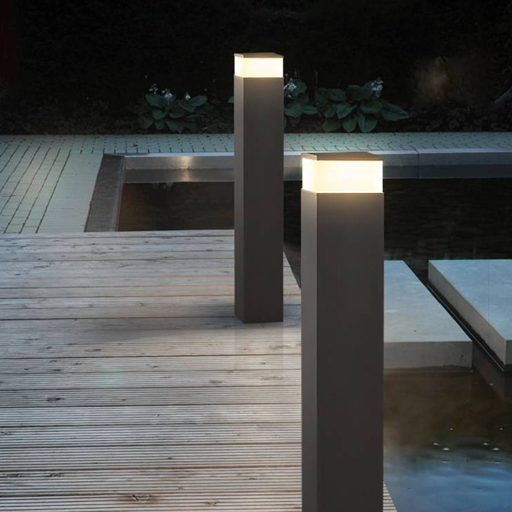 Ray Modern Metal Rectangular Outdoor Path Light, Black