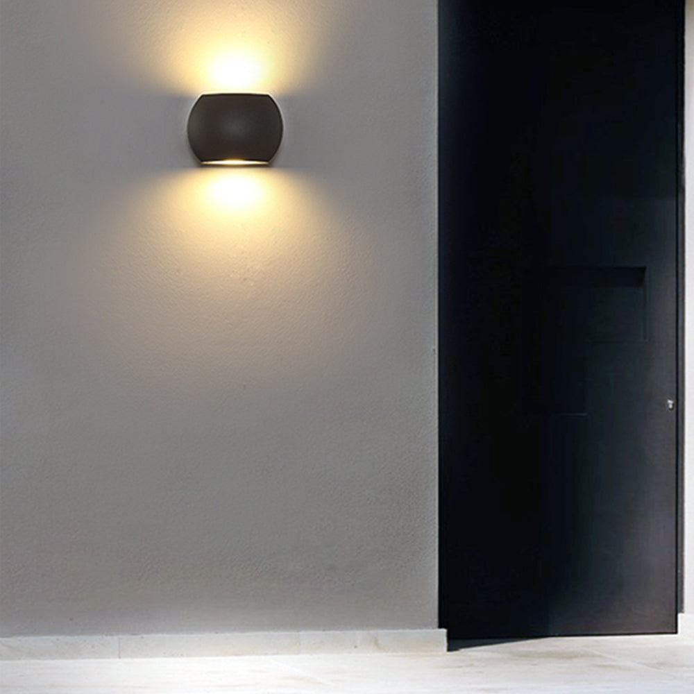 Ray Minimalist Geometric Metal Outdoor Wall Lamp, Black/Grey