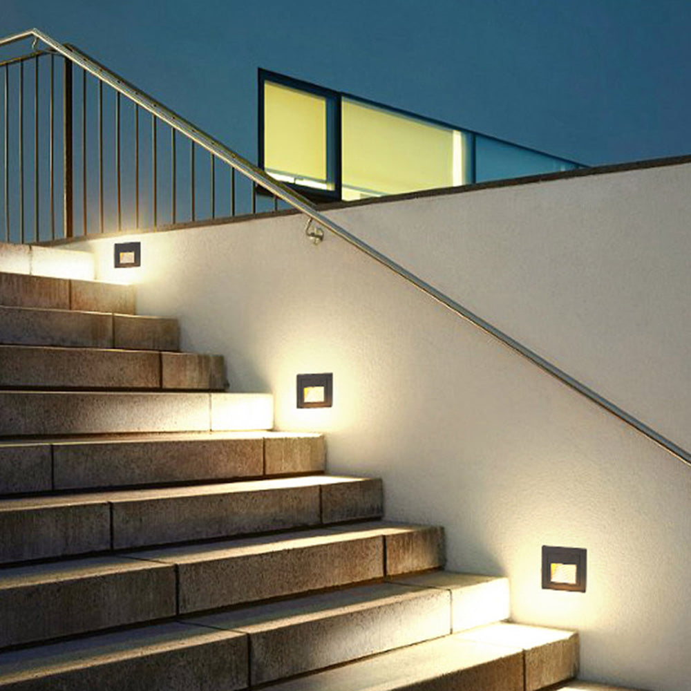 Ray Modern Metal Square Outdoor Deck/Step Light, Black