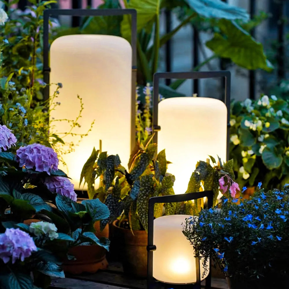 Ray Minimalist Glass/Acrylic Outdoor Landscape Pathway Light, White