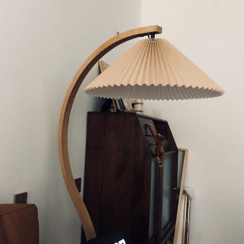 Muto Unique LED Floor Lamp, Wood/Metal, Living Room