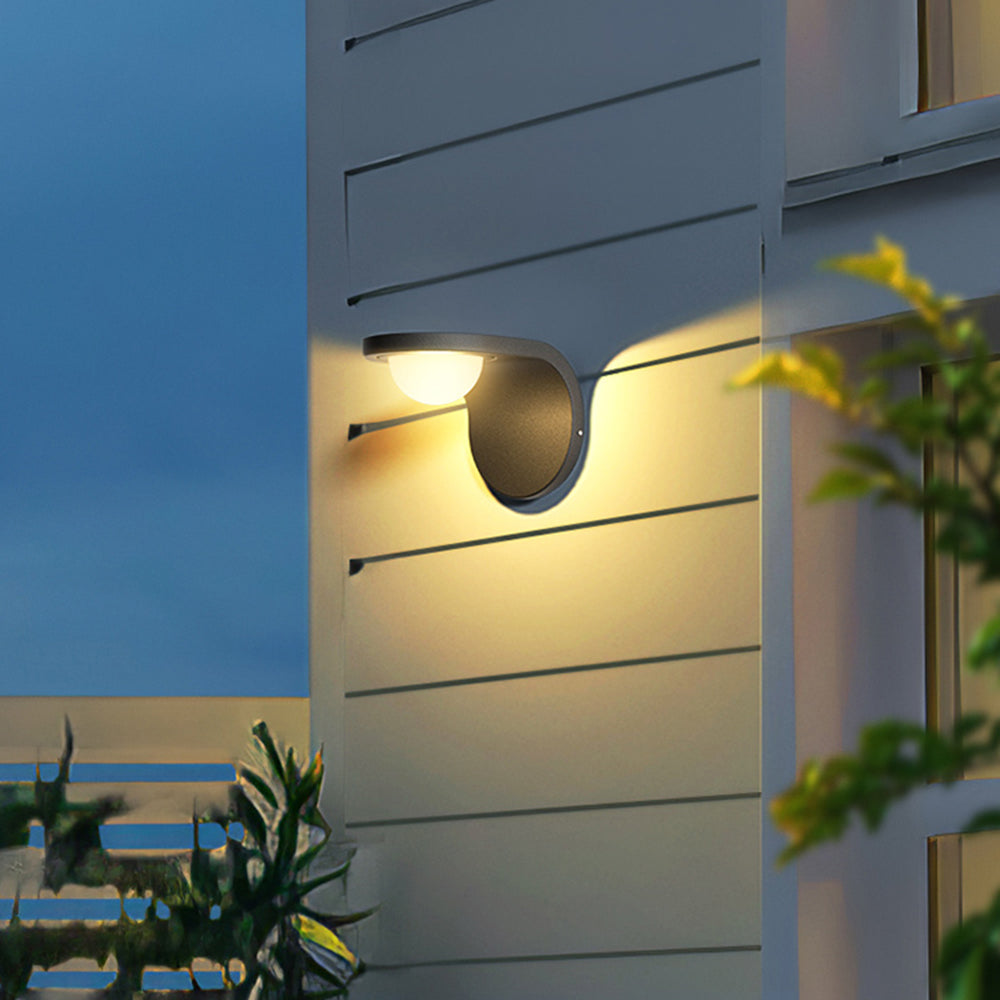 Ray Modern Arc Metal/Acrylic Solar Waterproof Adjustable Outdoor Wall Lamp, Black