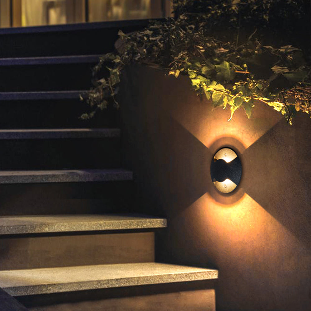 Ray Metal Cylindrical Outdoor Step/Deck Light, Black