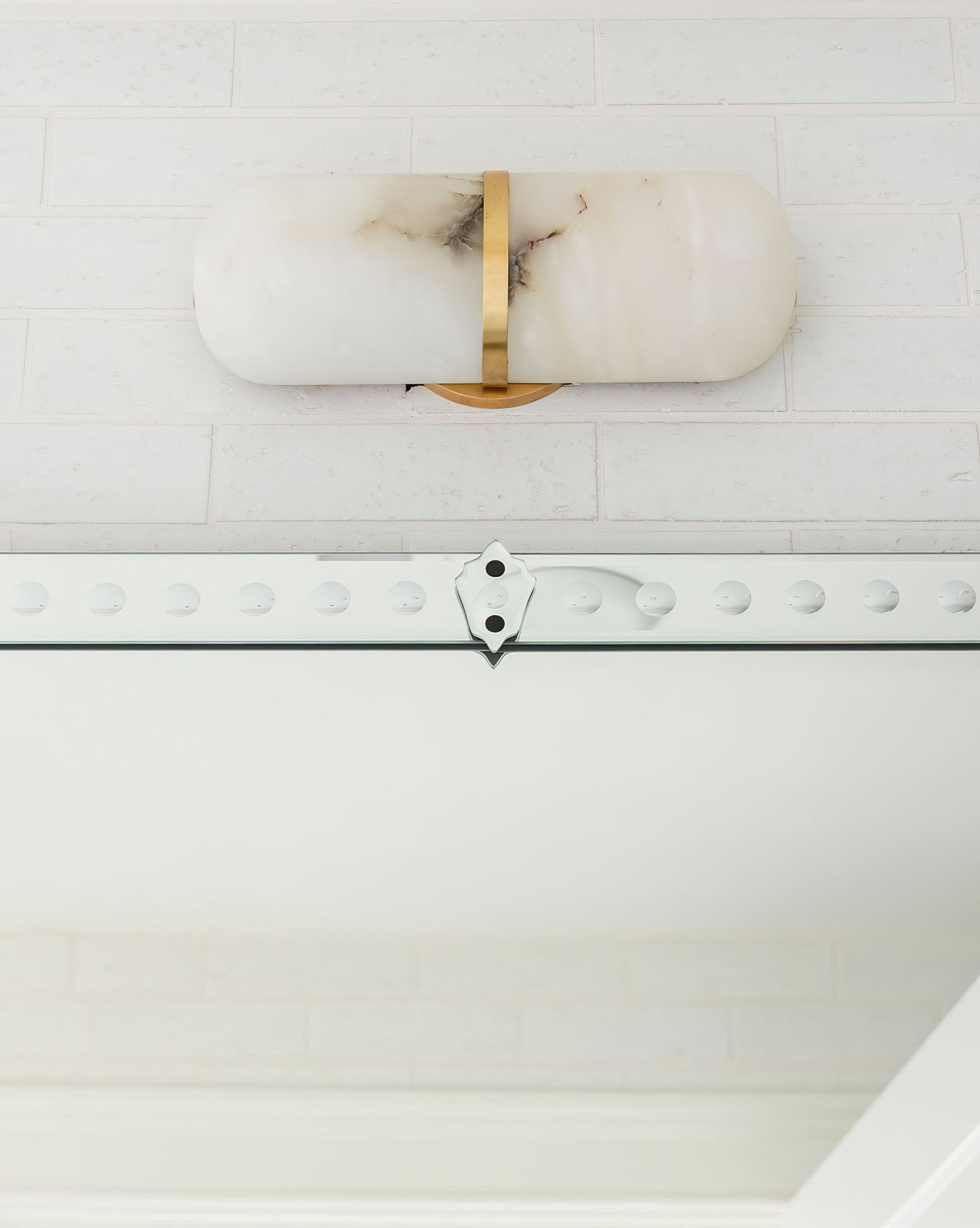 Ostruvyd Luxury Pill Alabaster Wall Lamp - Neutralighting