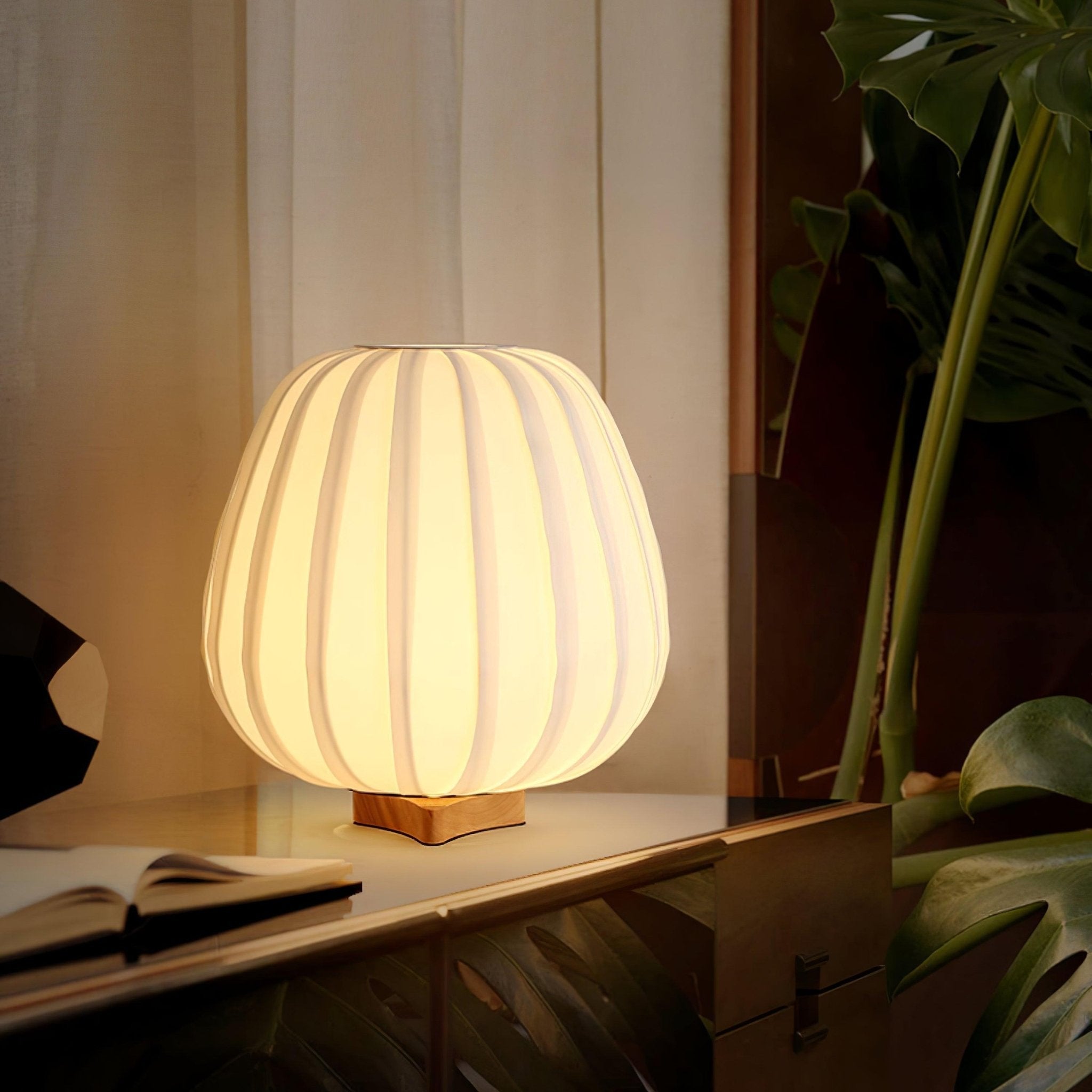 Solisuce Fabric Minimalist Table Lamp - Letslighting