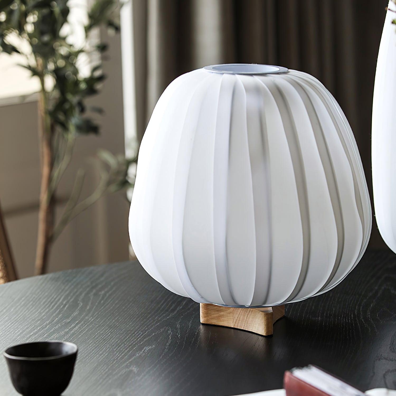 Solisuce Fabric Minimalist Table Lamp - Letslighting
