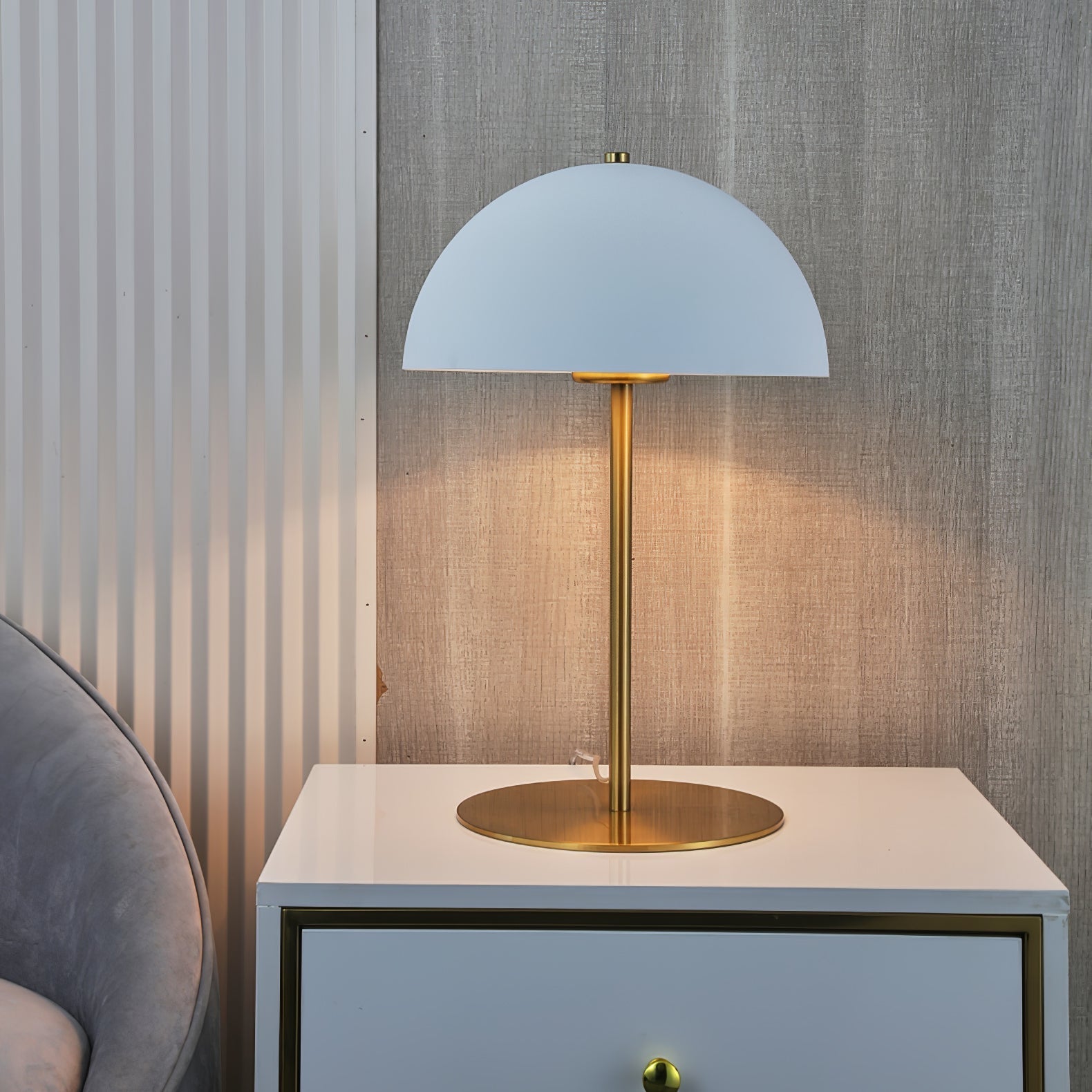 Zephen Acrylic Scandinavian Table Lamp - Letslighting