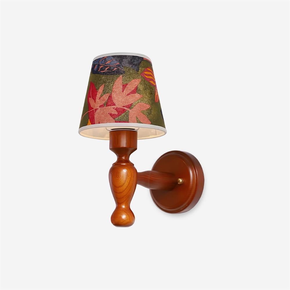 Mapleleaf Wooden Wall Lamp - Neutralighting