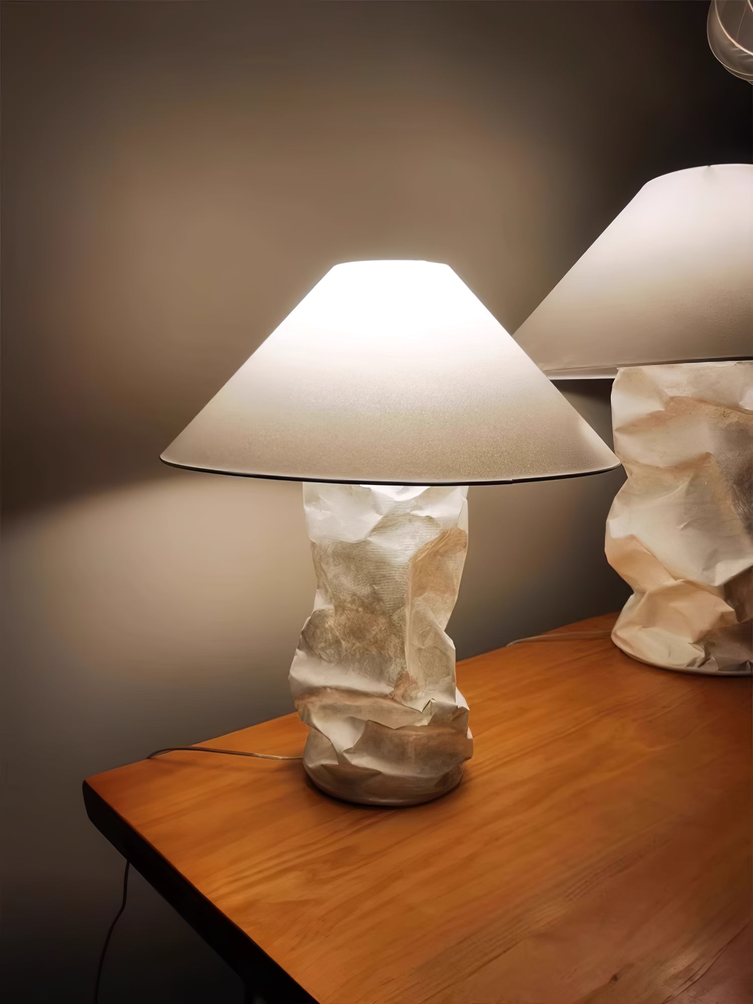 Aerius Paper Artistic Table Lamp - Letslighting