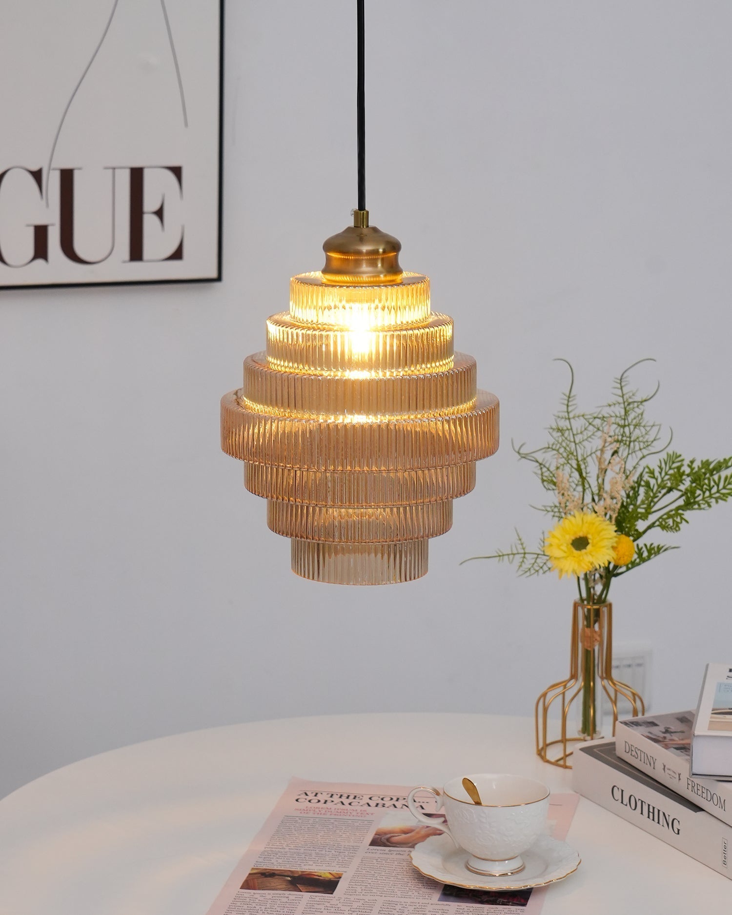 Amara Glass Pendant Lamp - Neutralighting