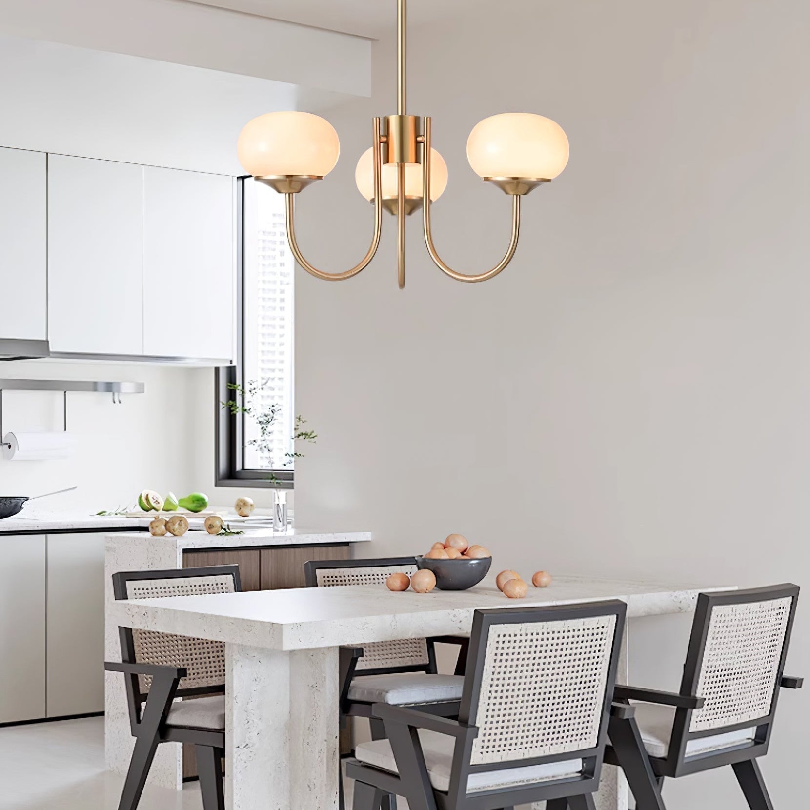 Lustra Chandelier Pink Glass Globe Gold - Letslighting
