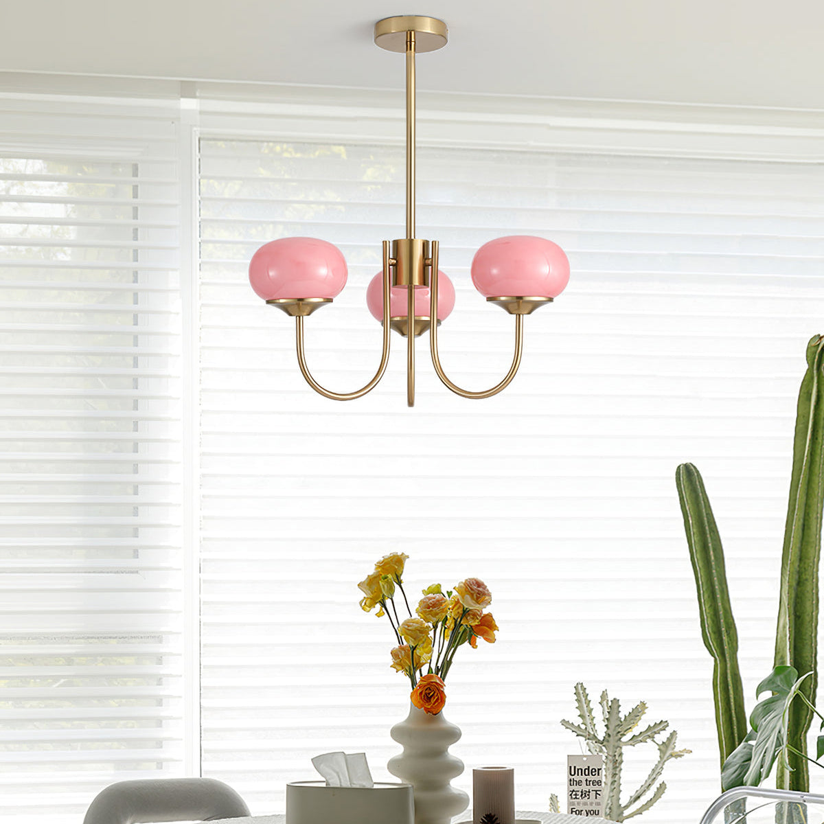 Lustra Chandelier Pink Glass Globe Gold - Letslighting