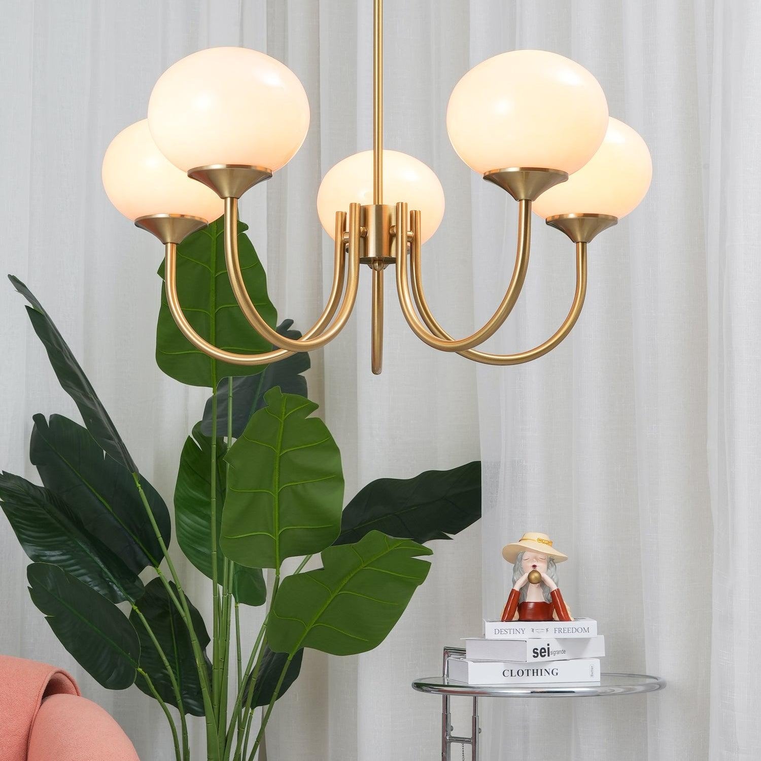 Lustra Chandelier Pink Glass Globe Gold - Letslighting