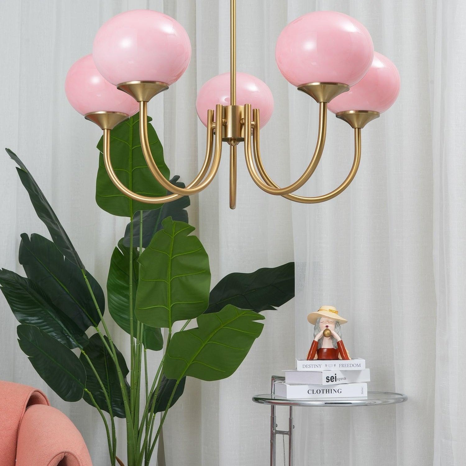 Lustra Chandelier Pink Glass Globe Gold - Letslighting