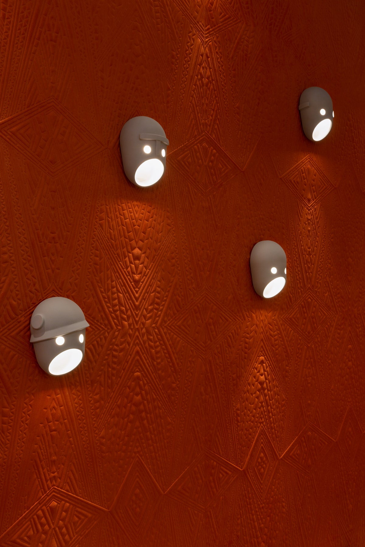 Mask Applique Murale en Résine Créativité Individuelle - Neutralighting
