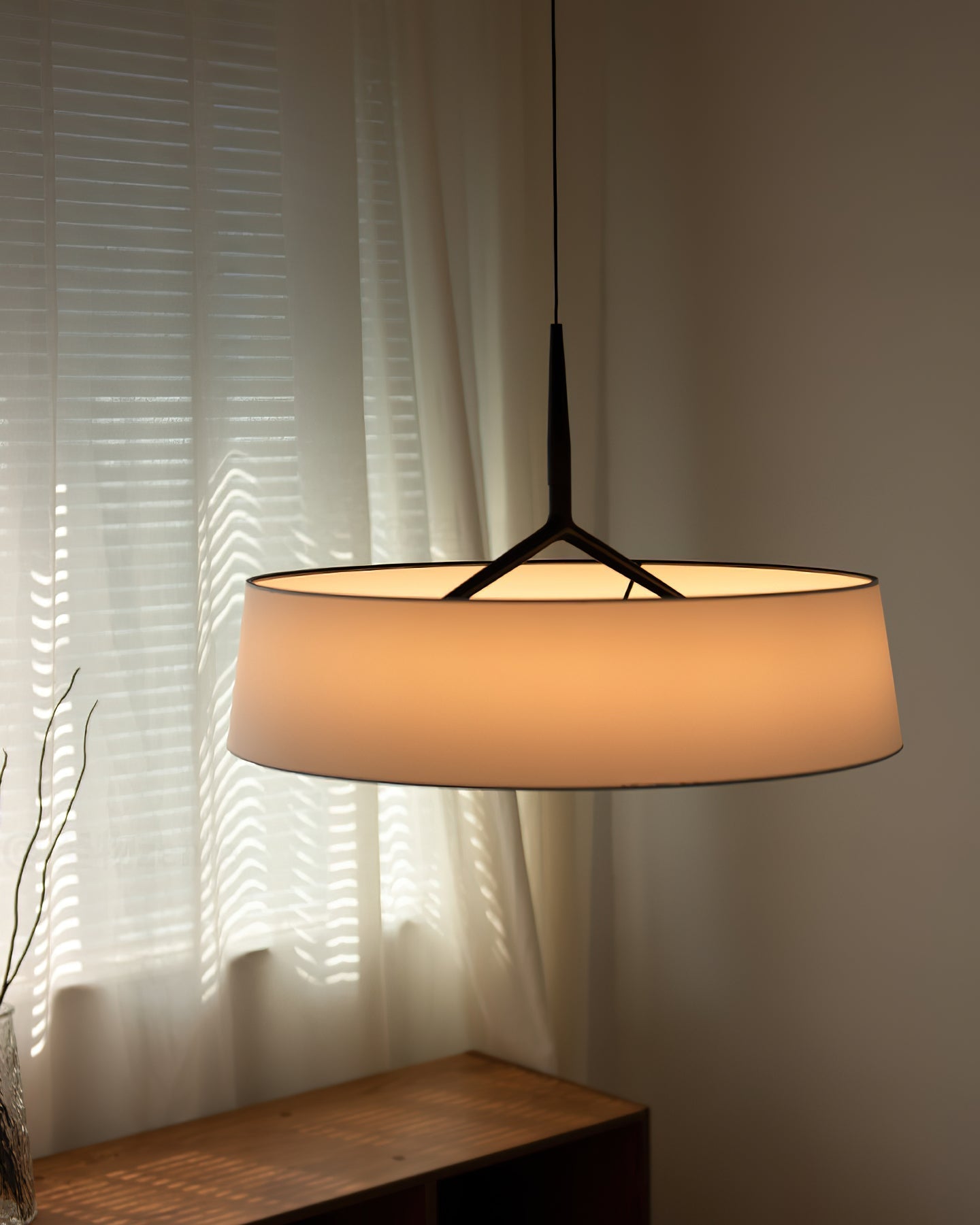 Pendant Light White Fabric Drum Black - Neutralighting