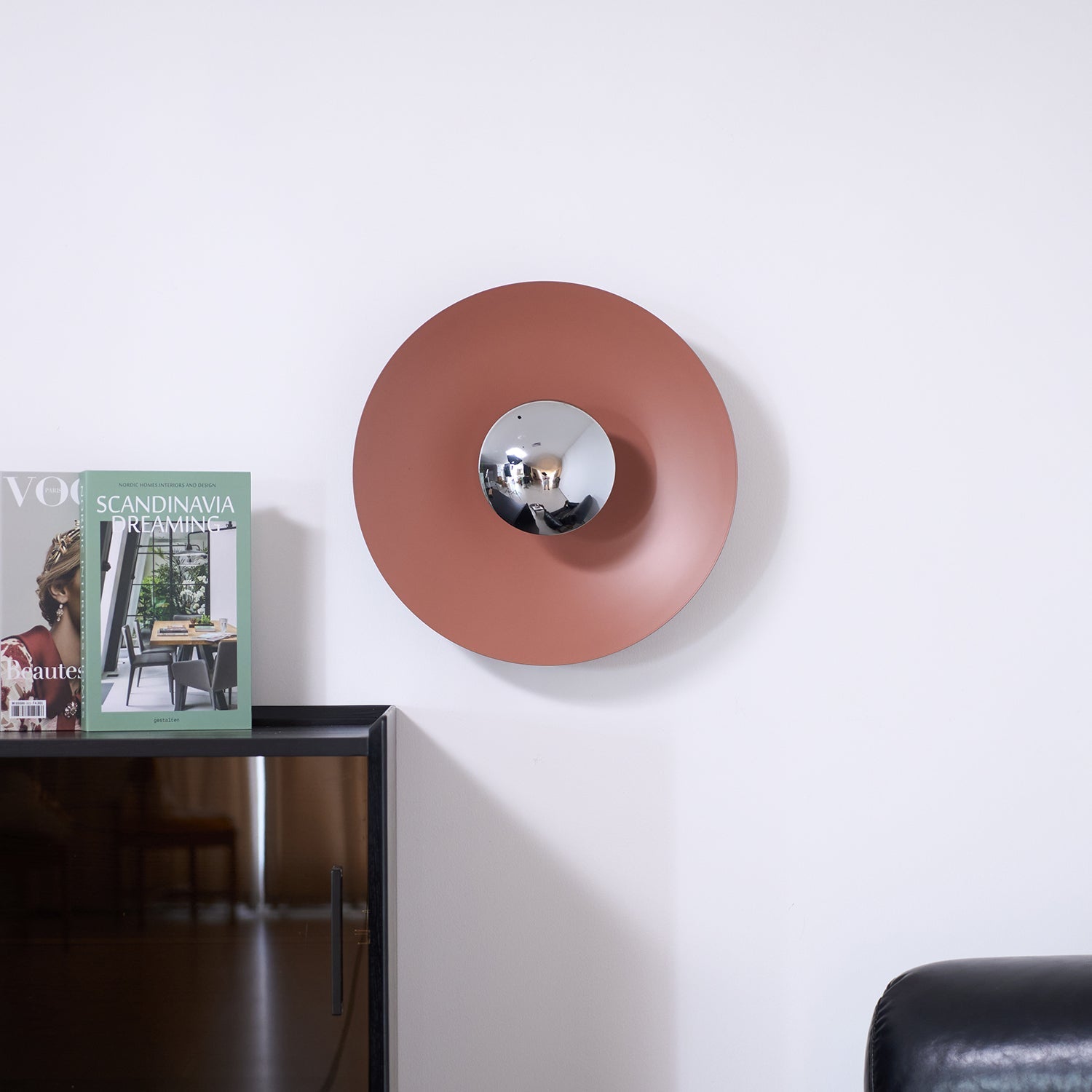 Peacemaker Elegance Simplicity Glow Wall Light - Neutralighting