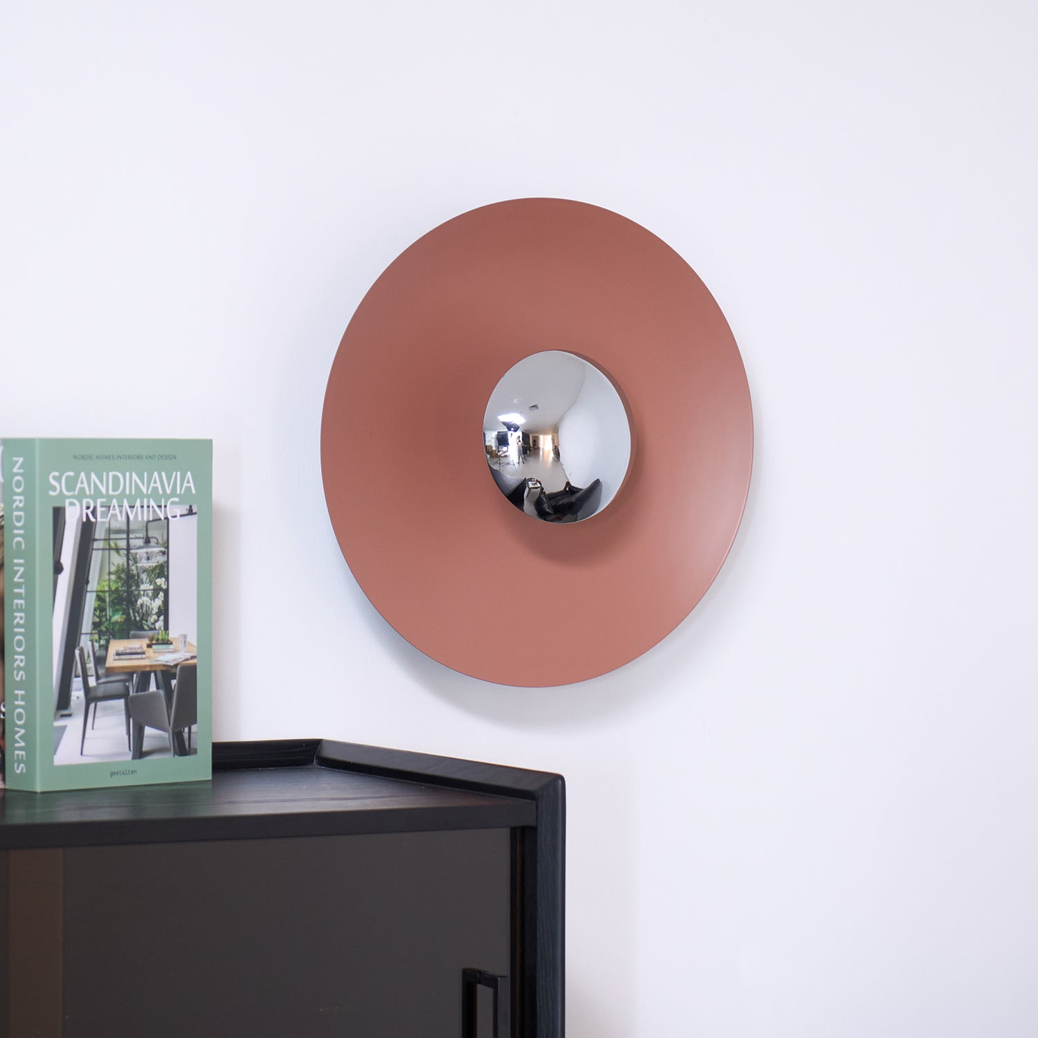Peacemaker Elegance Simplicity Glow Wall Light - Neutralighting