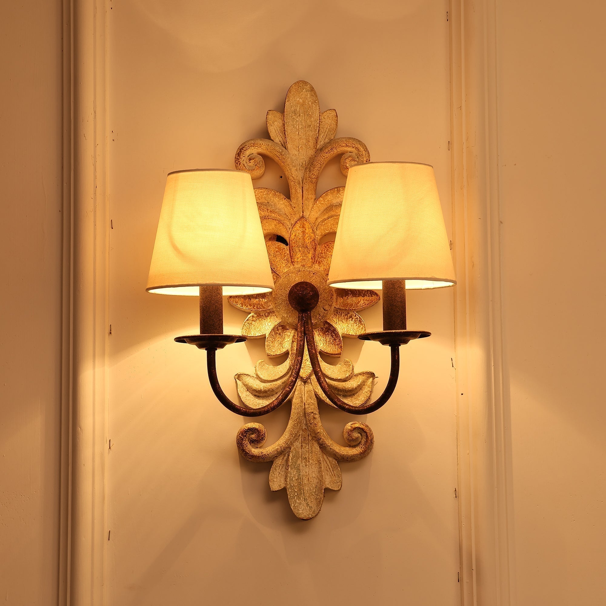 Vadora Postmodern Luxe Métal Applique Murale - Neutralighting