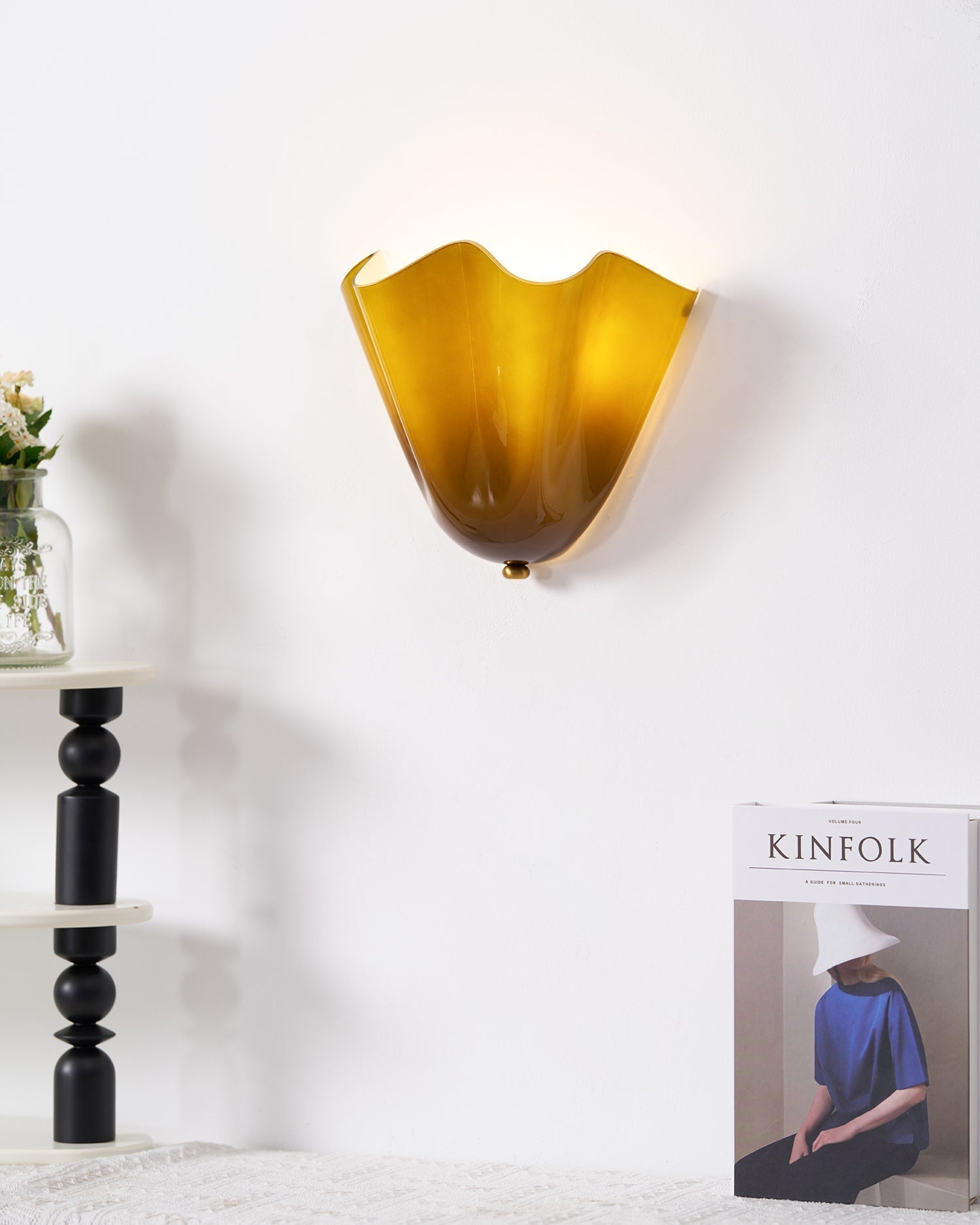 Lustra Lampe Murale Élégante aux Courbes Douces - Neutralighting