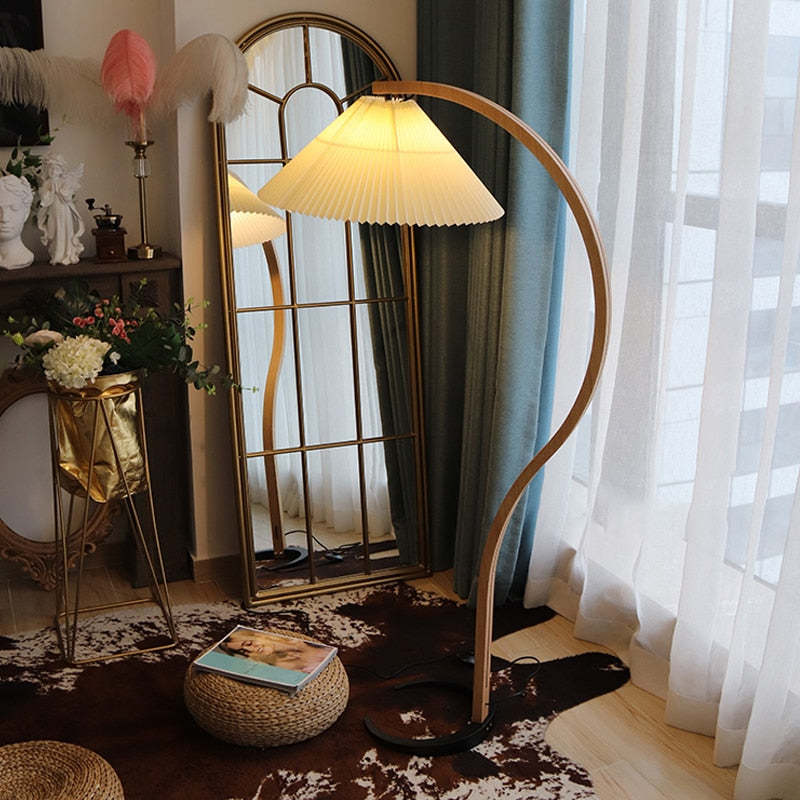 Muto Unique LED Floor Lamp, Wood/Metal, Living Room