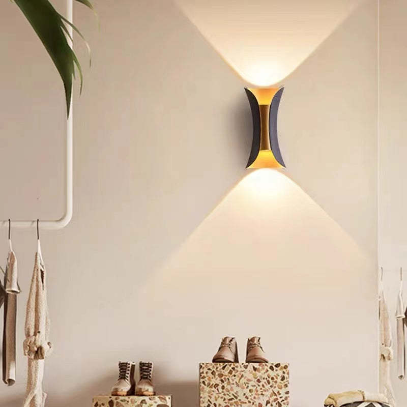 Ray Curved Outdoor Wall Mounted Led Lamp