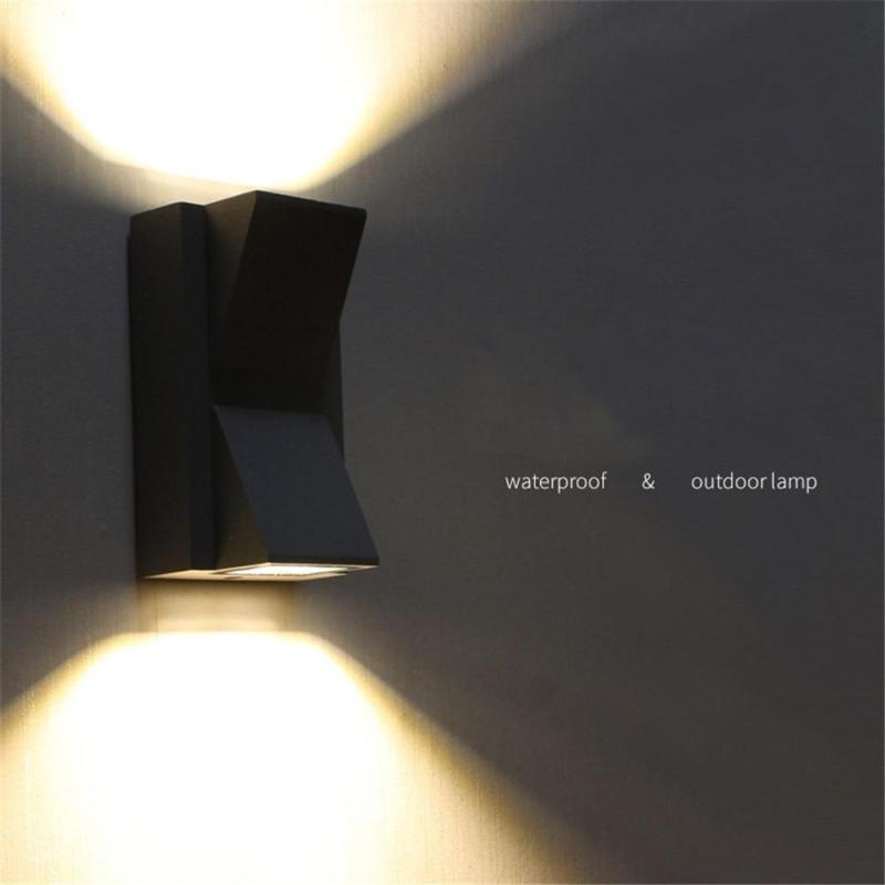 Ray Modern Black Metal LED Outdoor Wall Lamp