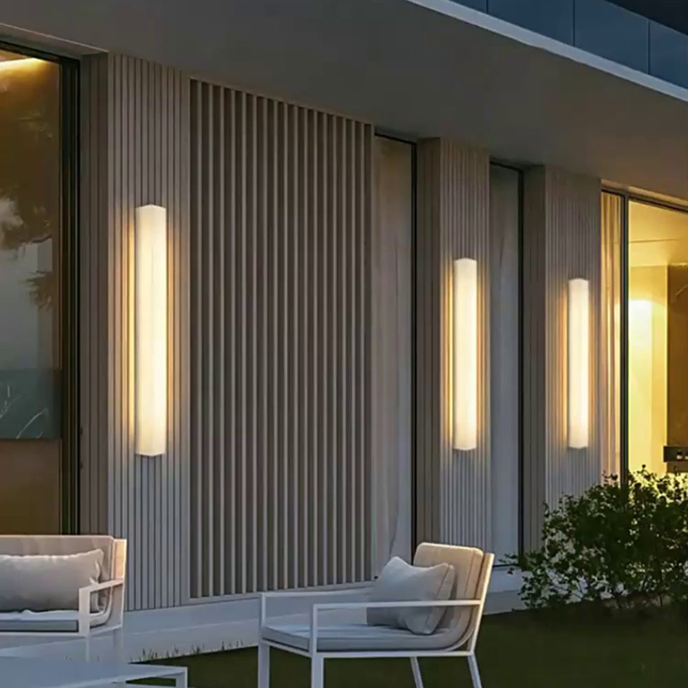 Ray Modern Rectangular Resin Outdoor Wall Lamp, White
