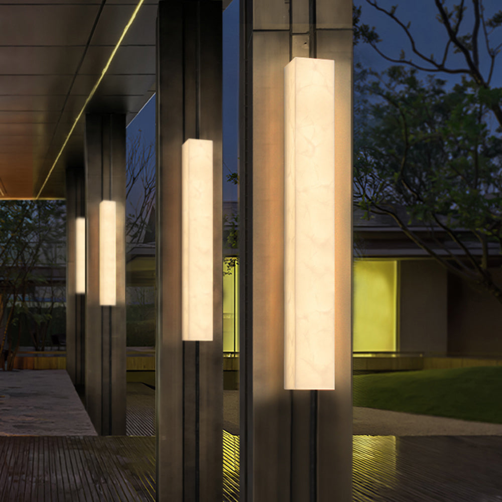 Ray Modern Rectangular Resin Outdoor Wall Lamp, White