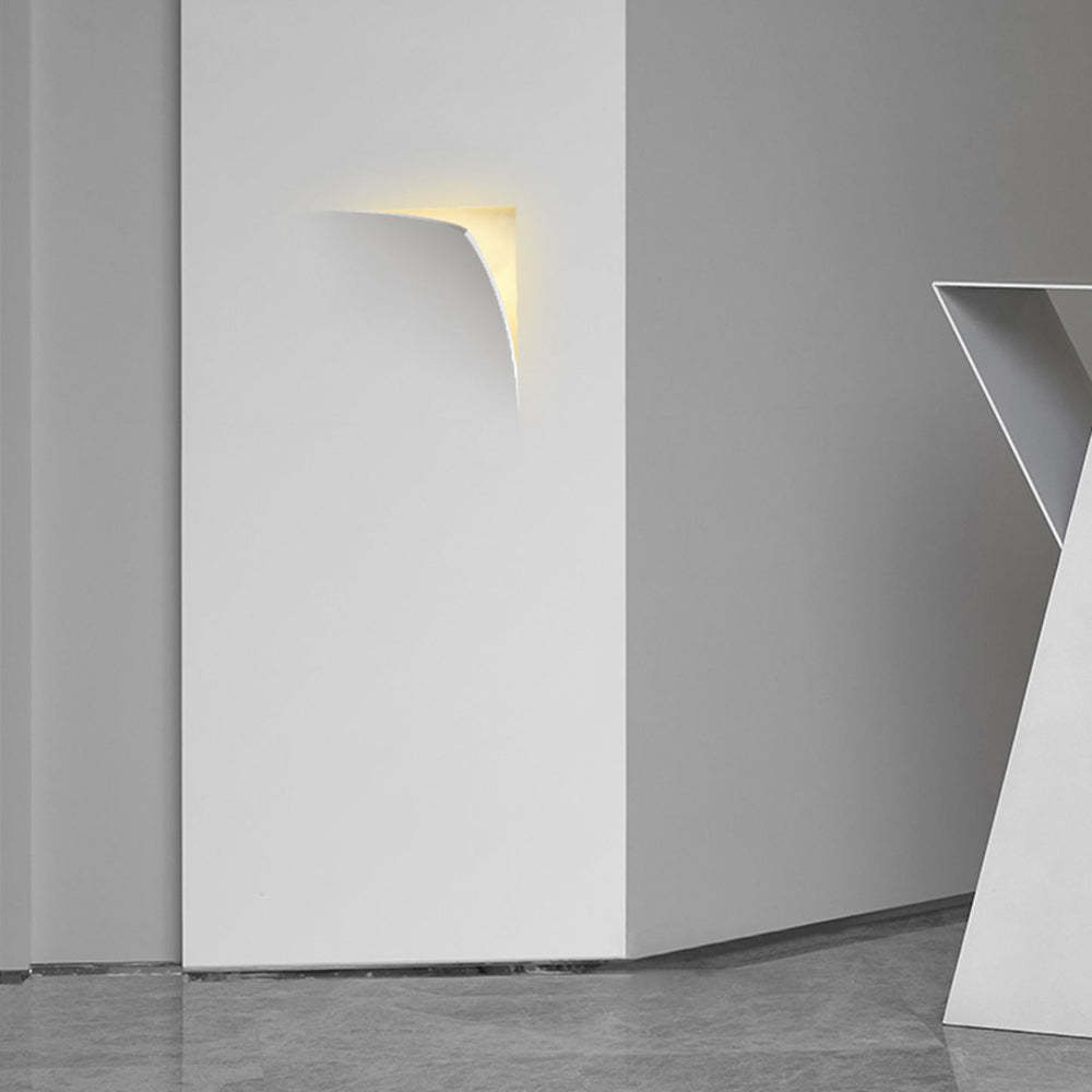 Aria Modern Recessed Metal/Plaster LED Wall Lamp, White