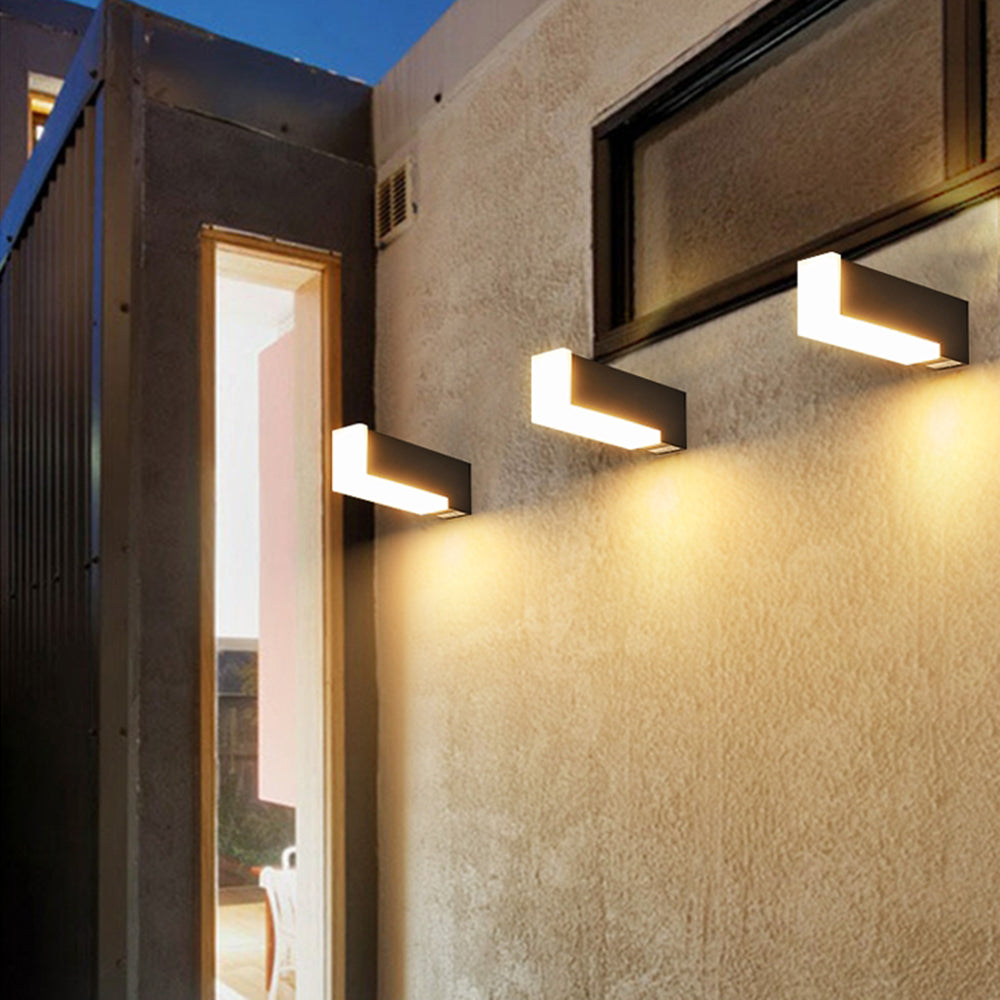 Ray Modern Geometric Acrylic Outdoor Wall Lamp, Black