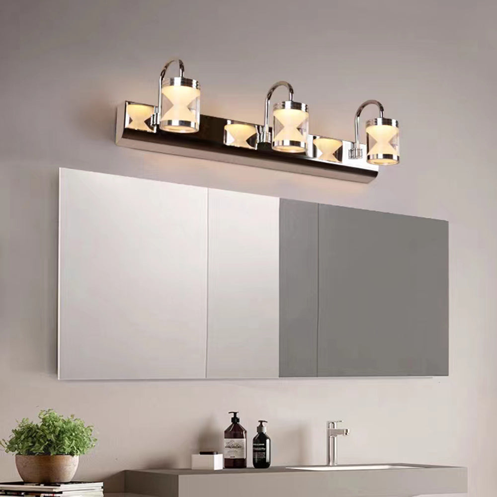 Arisha Modern Lantern Metal/Acrylic Wall Lamp, Silver