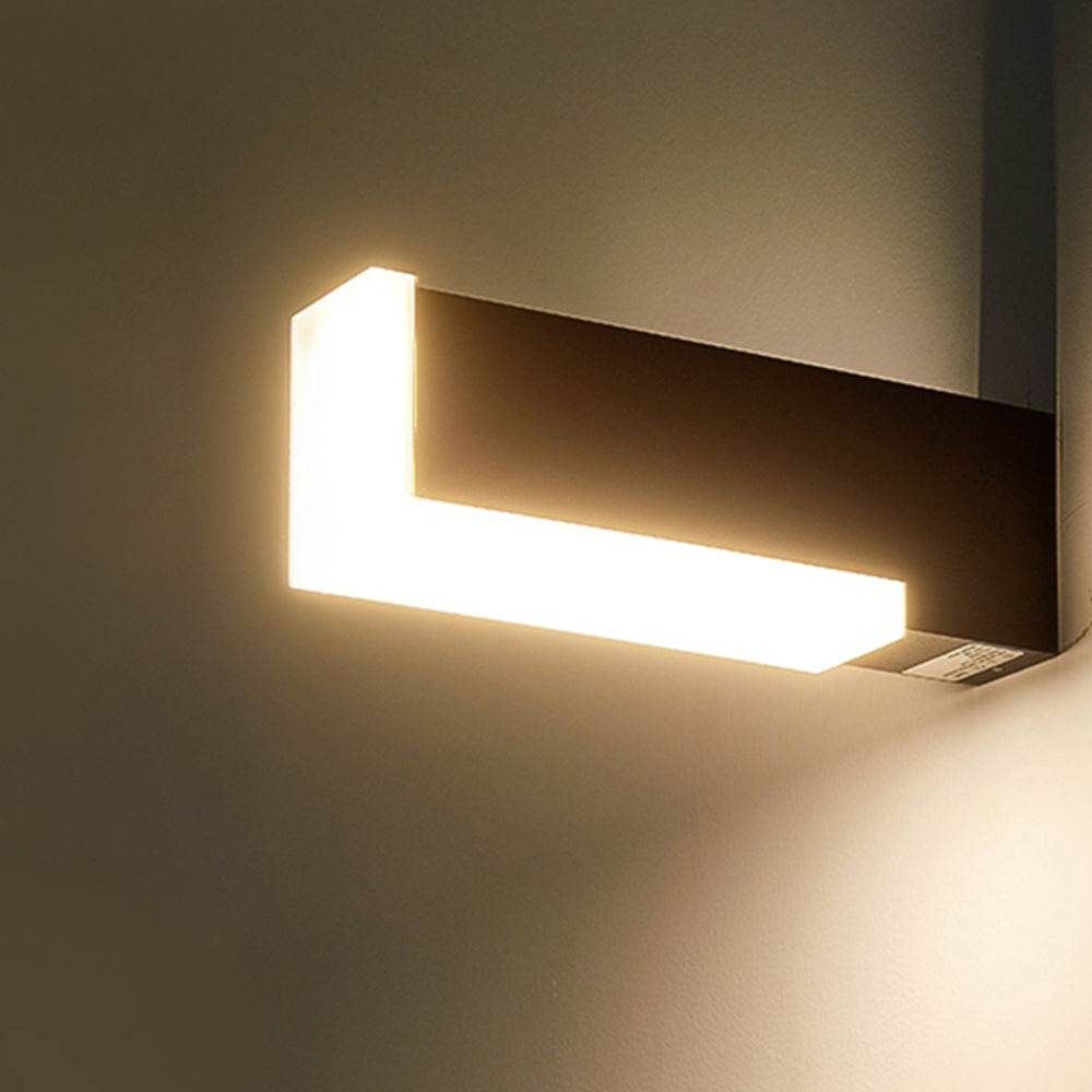Ray Modern Geometric Acrylic Outdoor Wall Lamp, Black
