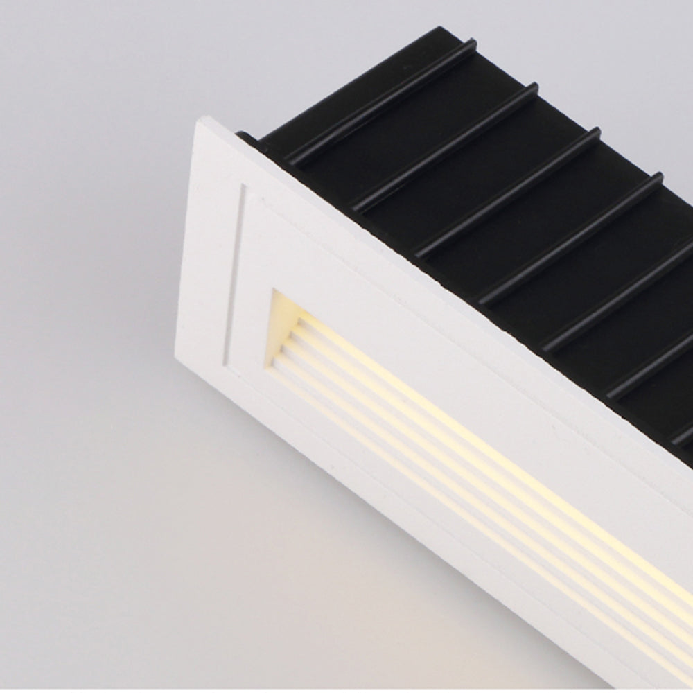Ray Modern Metal Square Outdoor Deck/Step Light, Black