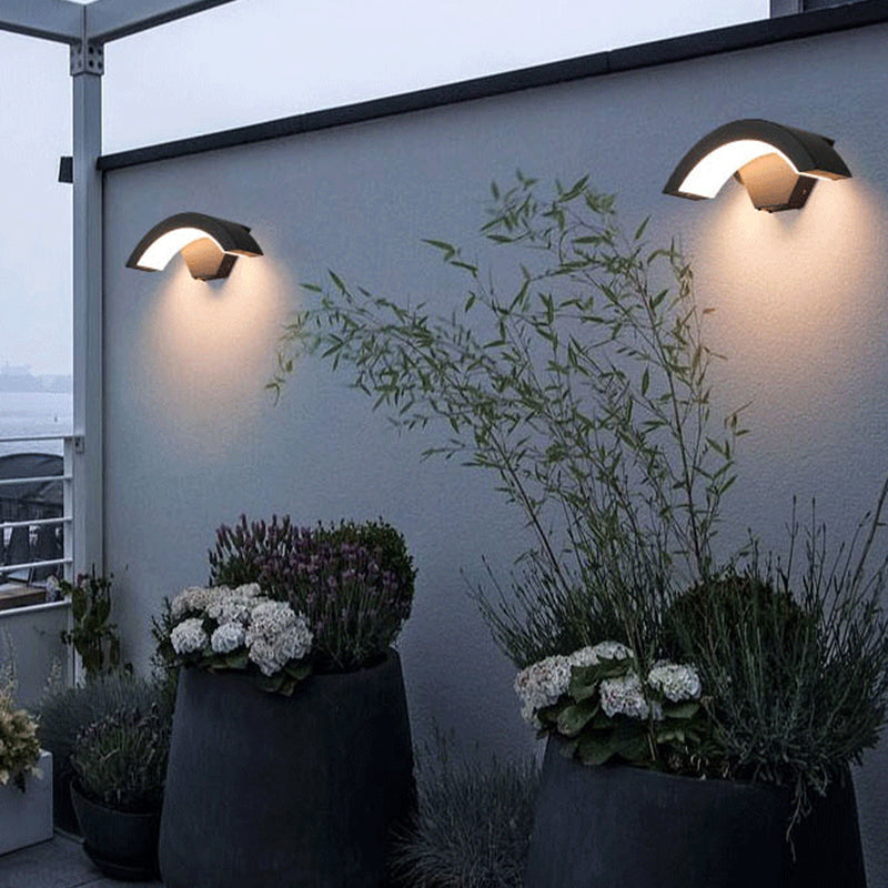 Ray Nordic Arc Waterproof LED Outdoor Wall Lamp, Black