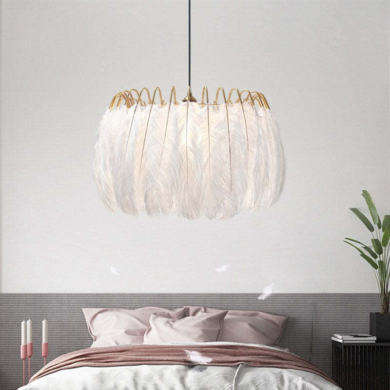 O'Moore Elegant Feather Pendant Light, Black/White, Bedroom/Living Room