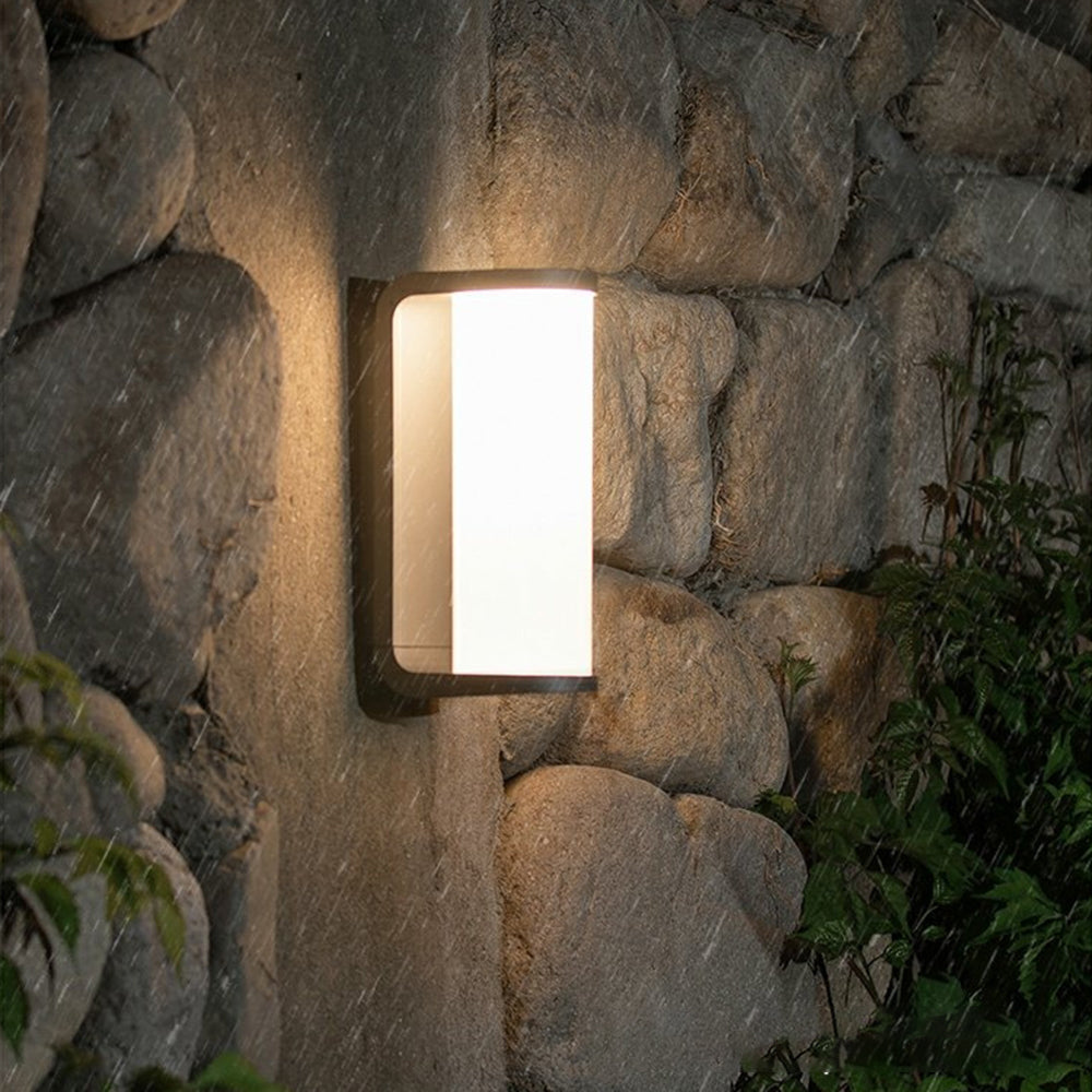 Ray Mondern Cylindrical Metal Outdoor Wall Lamp, Black