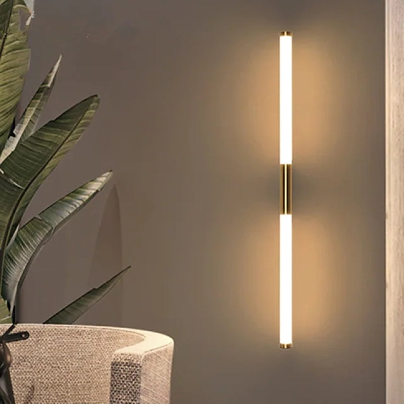 Arisha Minimalist Linear Metal Wall Lamp, Gold