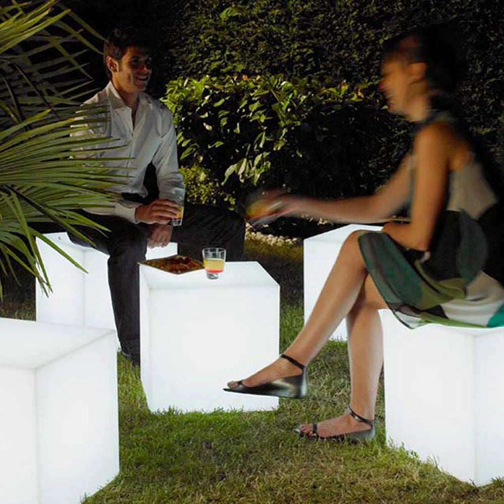Ray Minimalist Square Acrylic Outdoor Ground Lamp, White