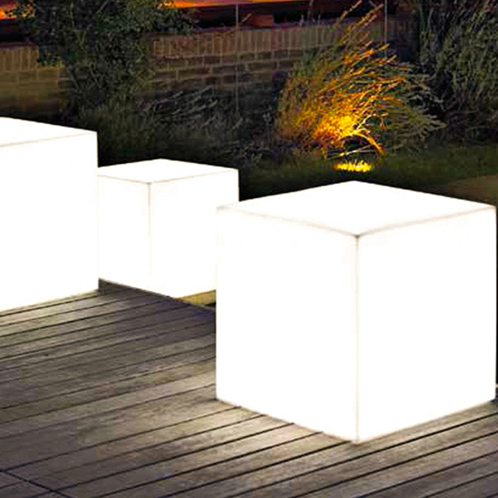 Ray Minimalist Square Acrylic Outdoor Ground Lamp, White