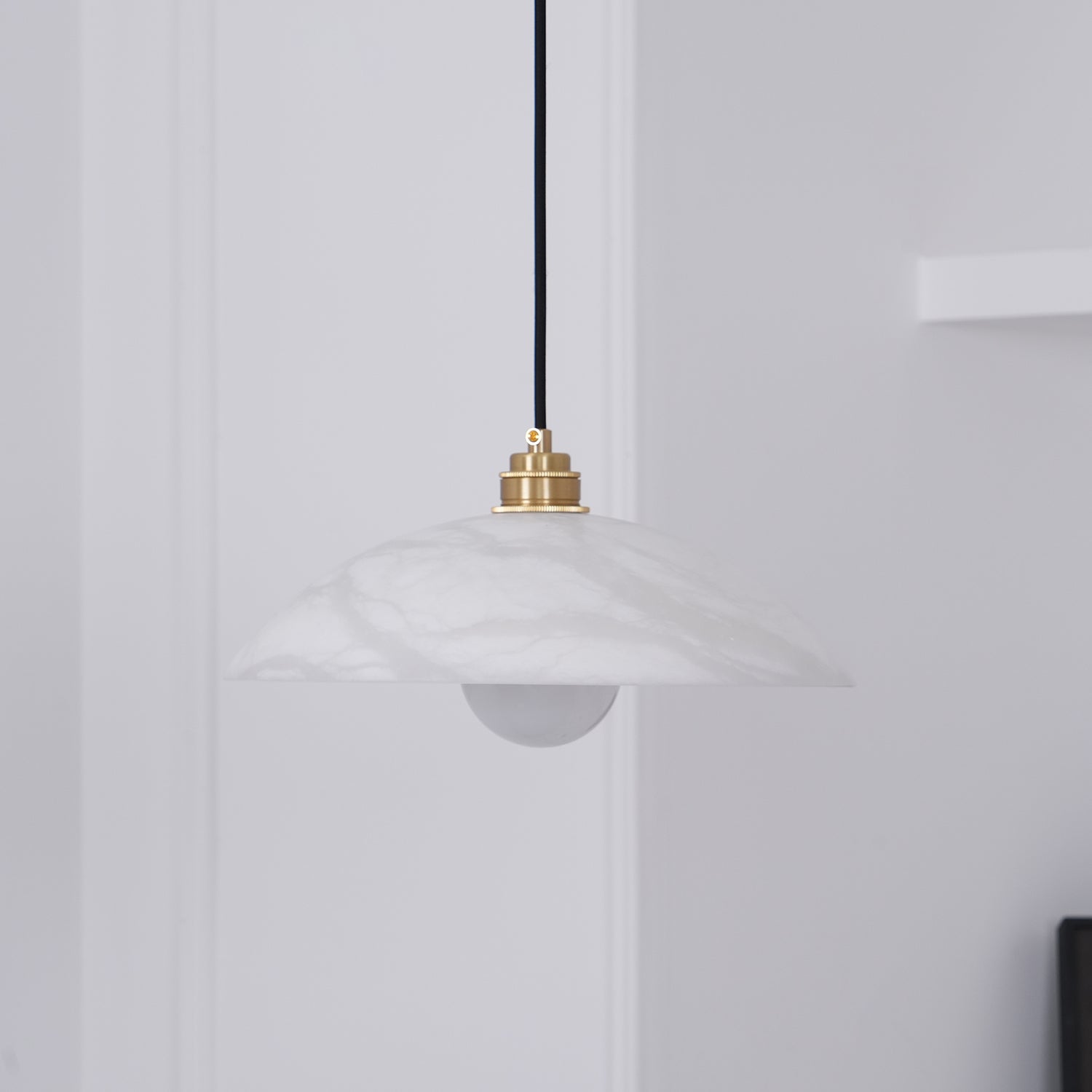 Nerea Minimalist Alabaster Pendant Light - Letslighting